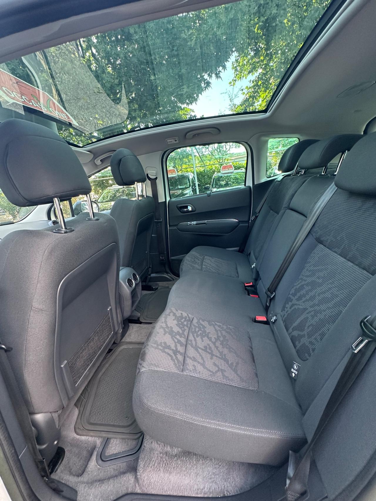 Peugeot 3008 2.0 HDi 150CV Allure