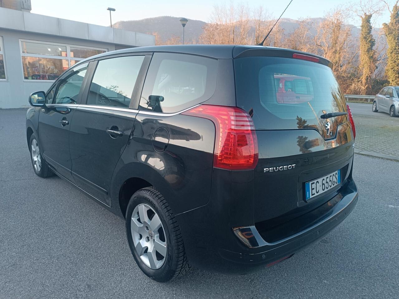 Peugeot 5008 1.6 diesel automatica garanzia