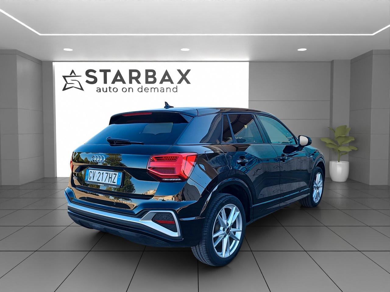 Audi Q2 35 TDI S LINE Identity Black