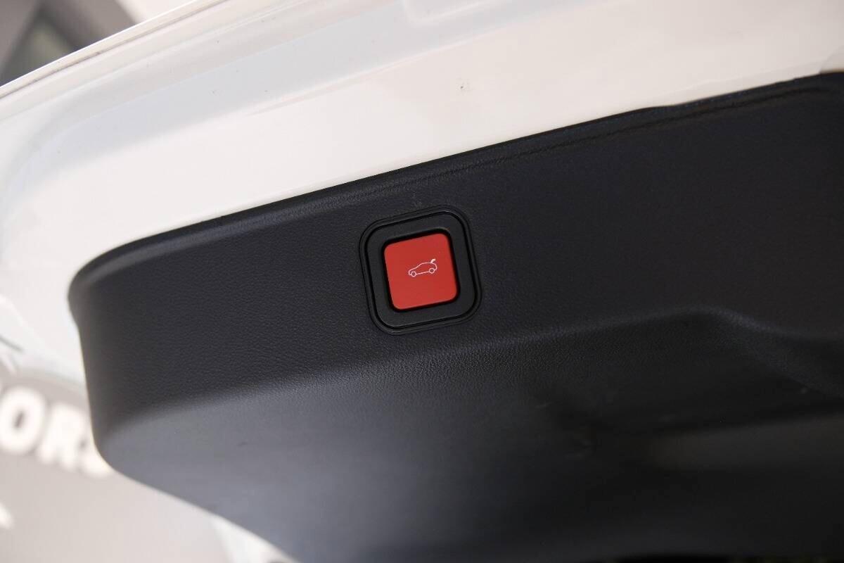 Fiat 600 Hybrid 100 CV DCT MHEV La Prima