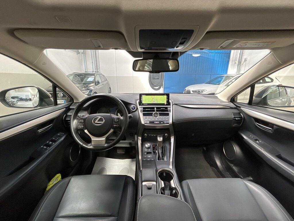 Lexus NX 300 300 2.5 Hybrid Luxury 4WD CVT