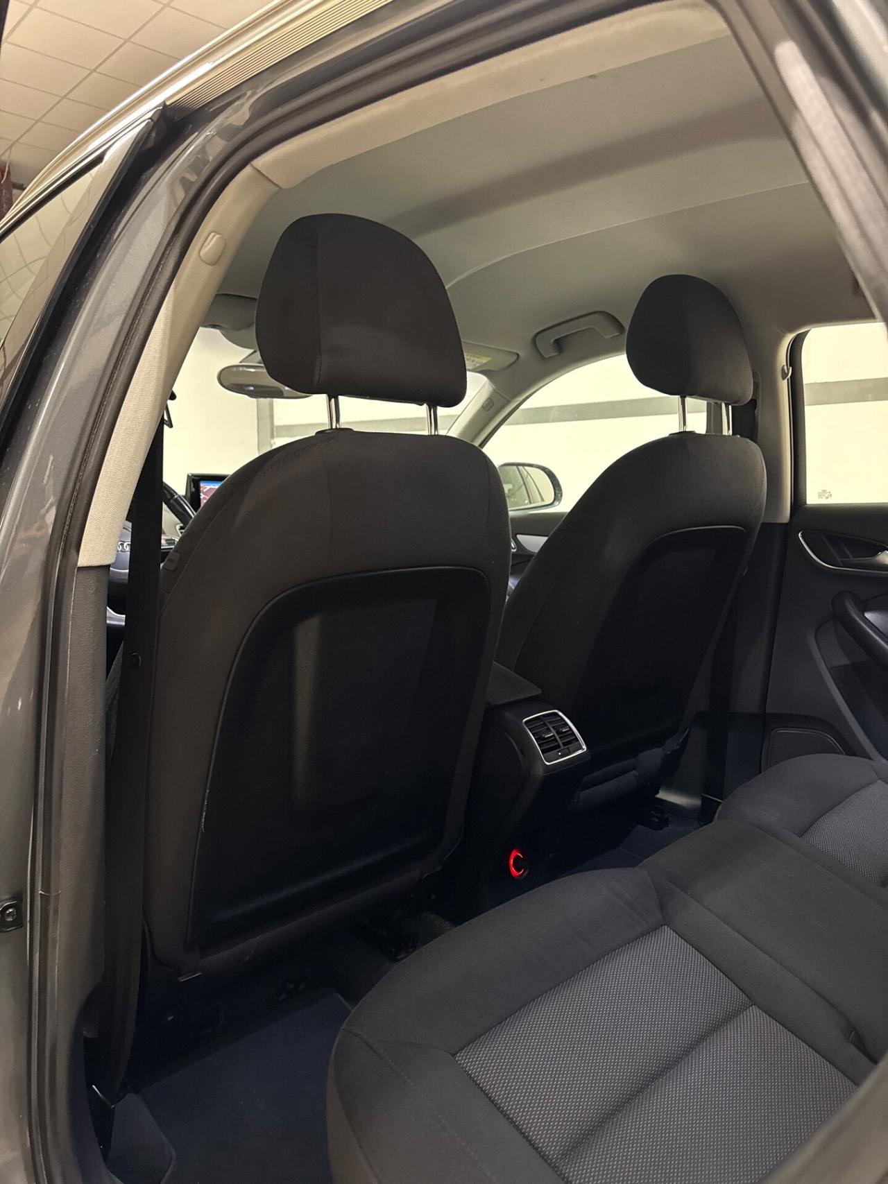 Audi Q3 2.0 TDI 120 CV