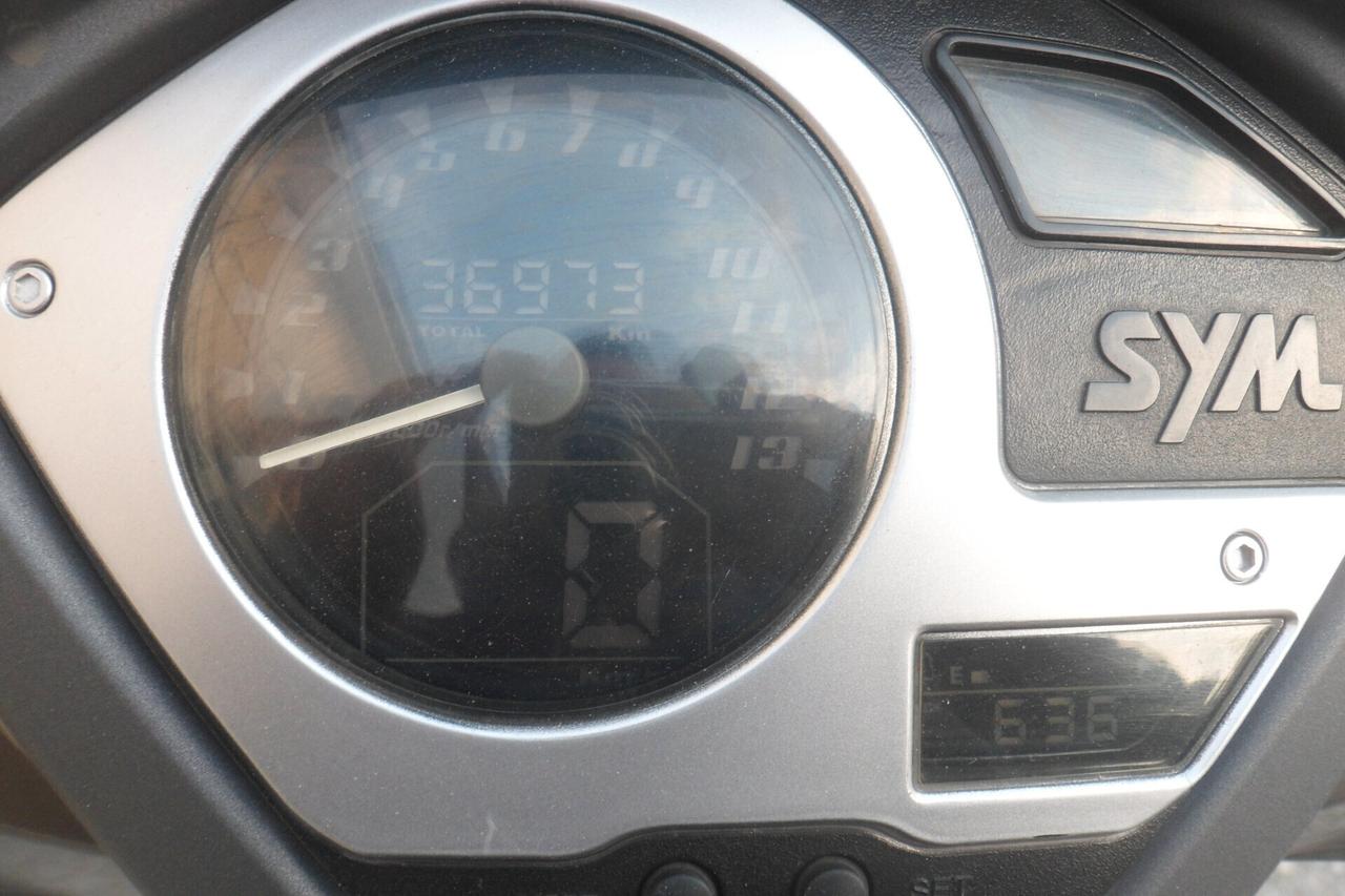 Sym Symphony 200 ST