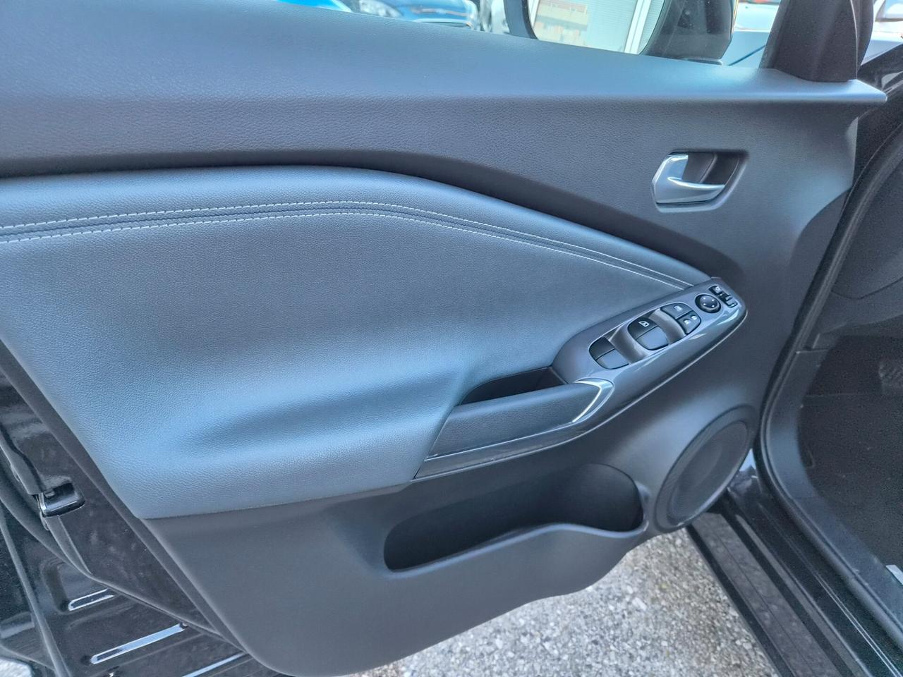 Nissan Juke 1.0 DIG-T 114 CV DCT N-Connecta