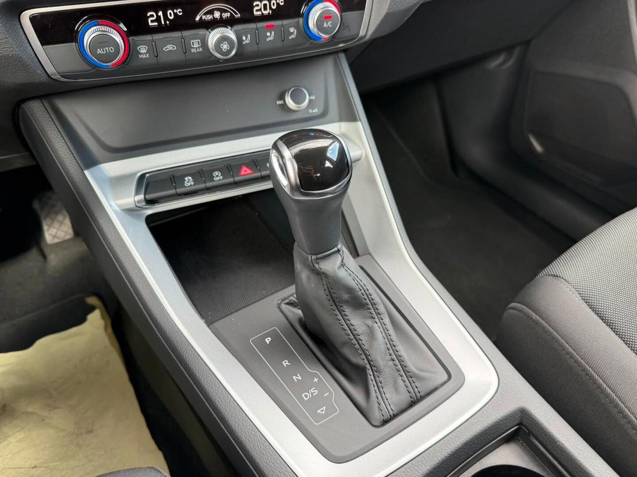 Audi Q3 35 ( 2.0 Tdi ) 150CV -LED-NAVI-CARPLAY