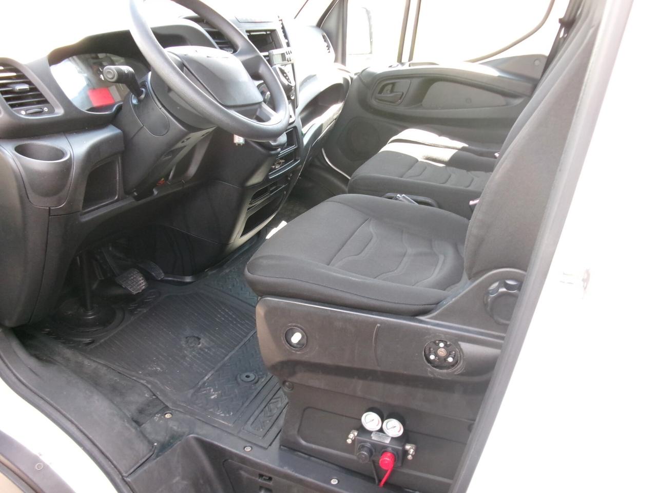 Iveco Daily 35C17 3000 170CV E5 HY-MATIC FRIGO FRCX 04/27 7PED