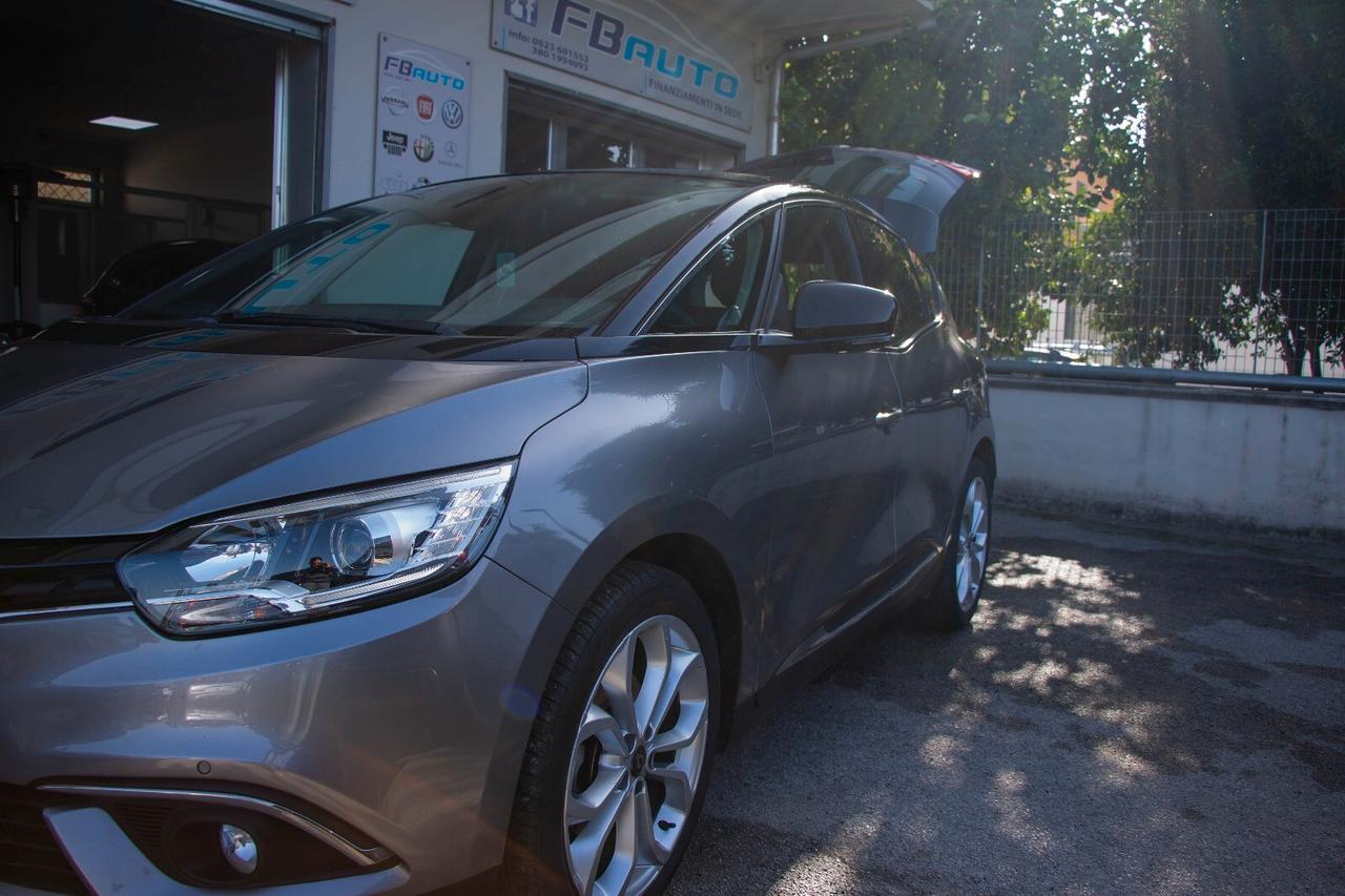 Renault Scenic AUTOMATIC PREMIUM