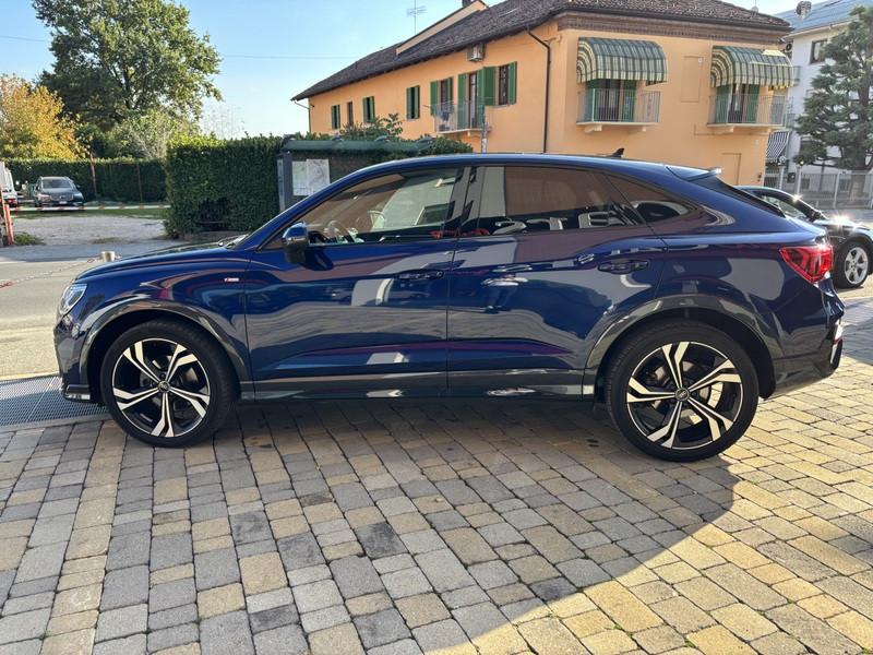 Audi Q3 Sportback 35 1.5 tfsi S line edition s-tronic FULL LED-NAVI-TETTO-20"