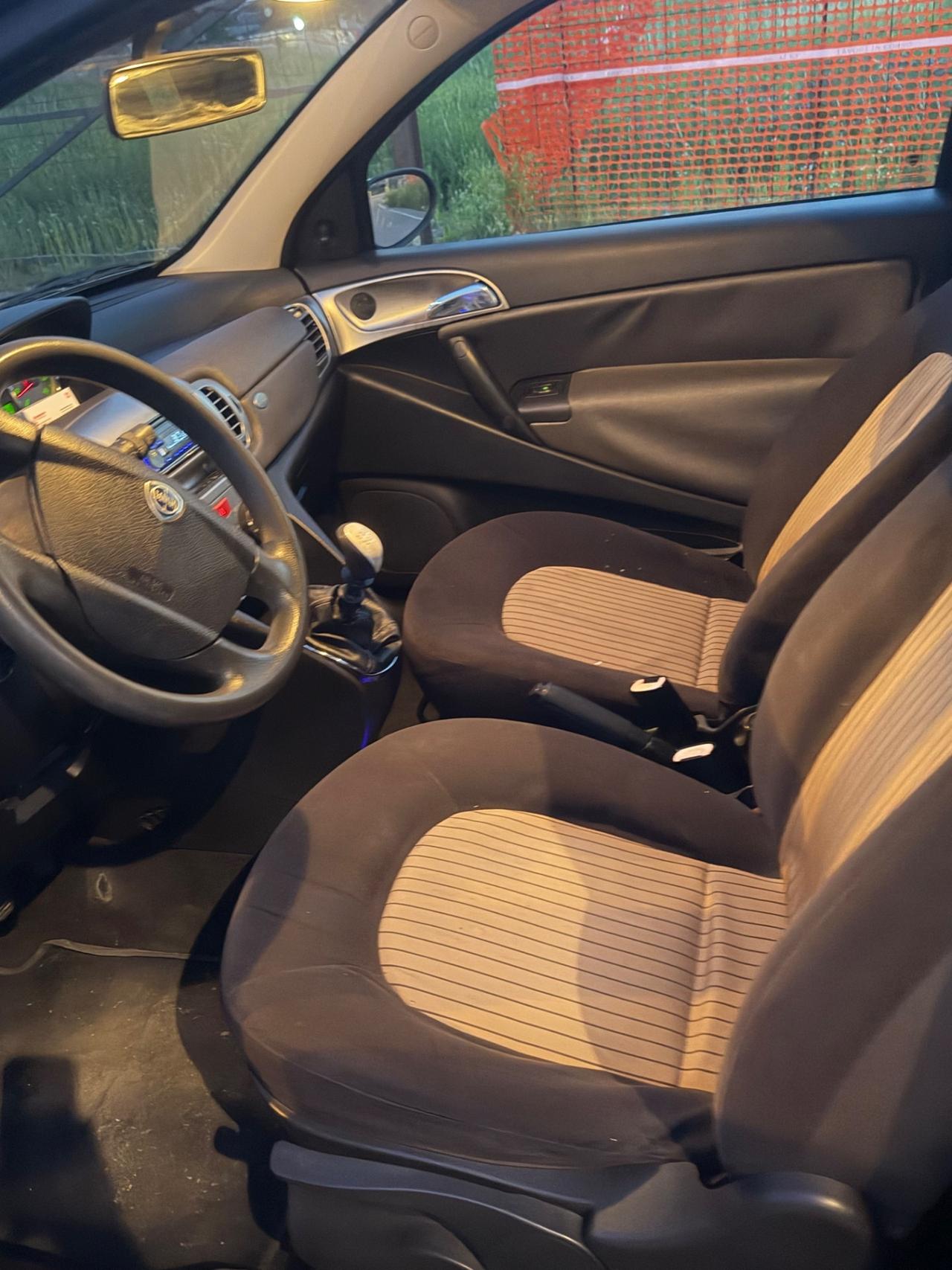 Lancia Ypsilon 1.2 Argento Ecochic GPL