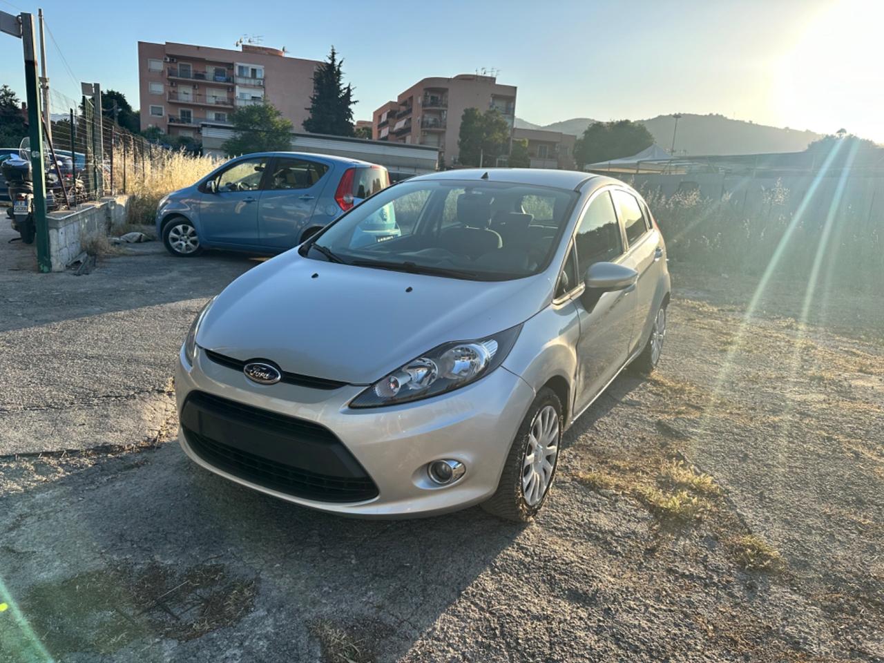 Ford Fiesta 1.4 TDCi 70CV 5 porte Titanium