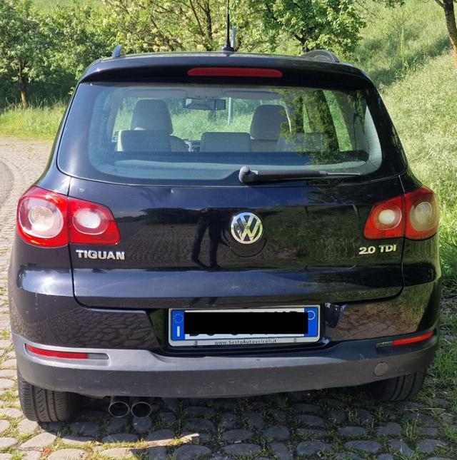 VOLKSWAGEN Tiguan 2.0 16V TDI DPF tiptronic Track & Field (28°)