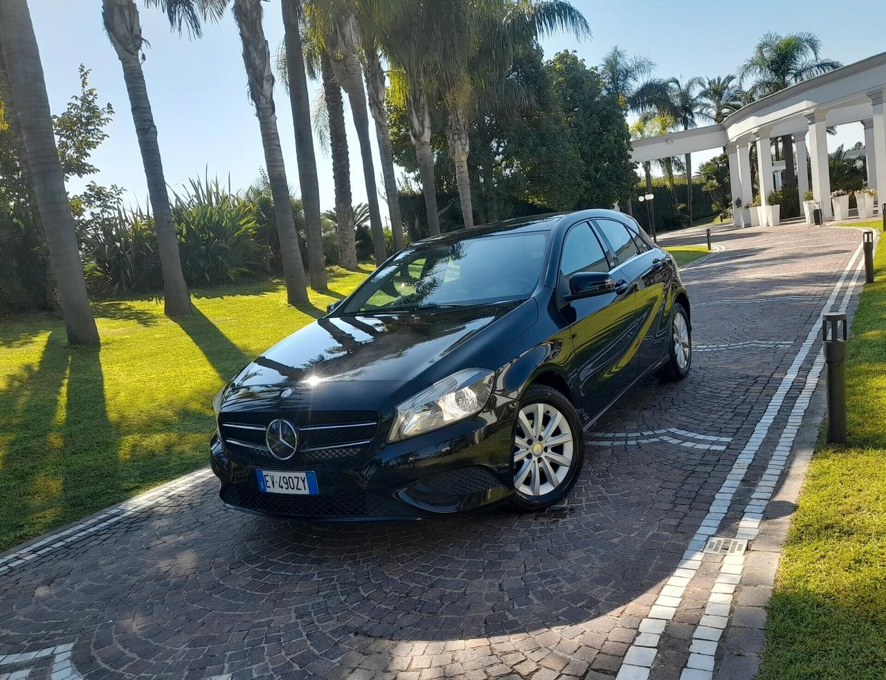 Mercedes-Benz A 180d Sport 1.5 dCi 110cv Automatic
