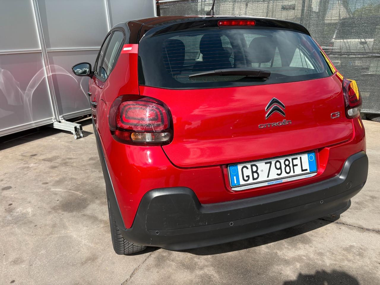 Citroen C3 PureTech 83 CV Shine NESSUN VINCOLO FINANZIAMENTO UNI P