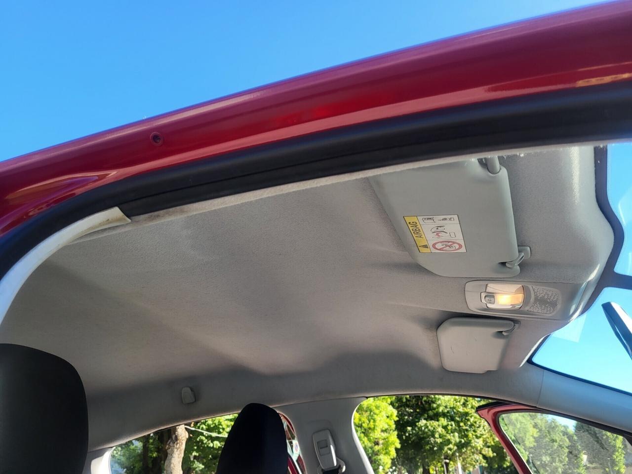 PEUGEOT 208-1,2 GPL-UNICA PROPRIET-3 REVISIONI