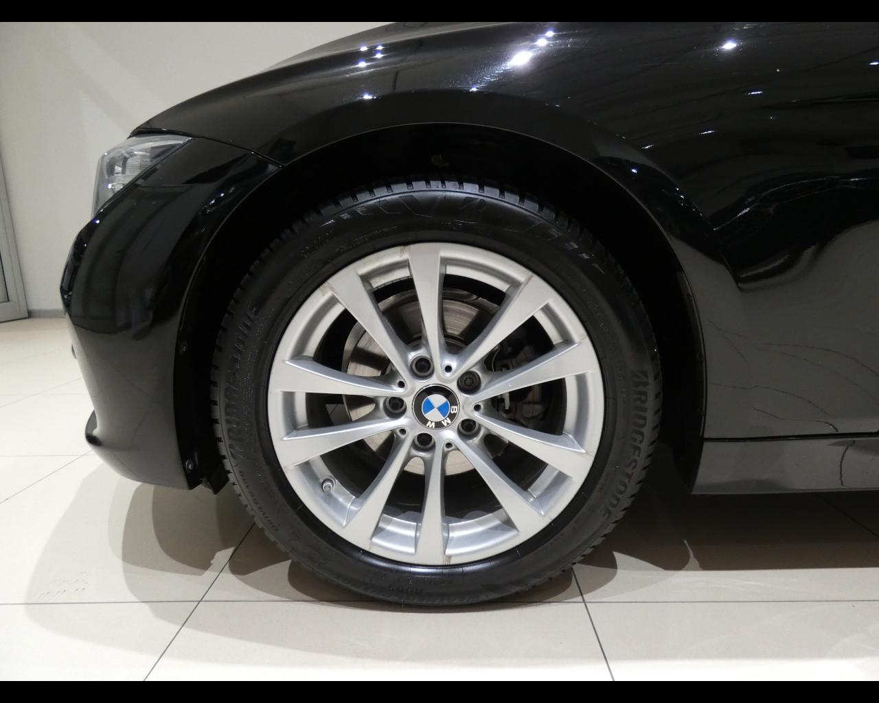 BMW Serie 3 (F30/31) - 316d Touring Business Advantage