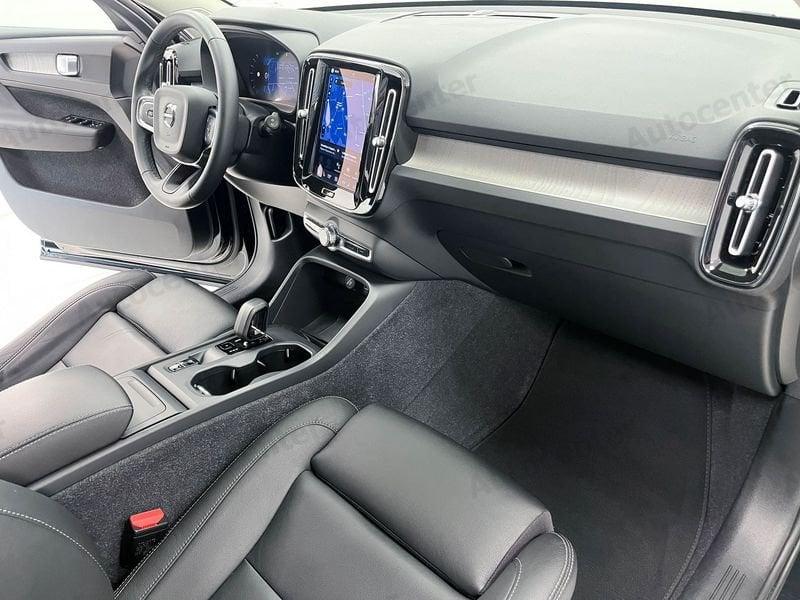 Volvo XC40 XC40 B3 163CV AUT CORE + PELLE + 19"