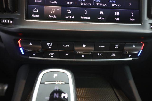 MASERATI Levante Levante 330 CV MHEV AWD GT