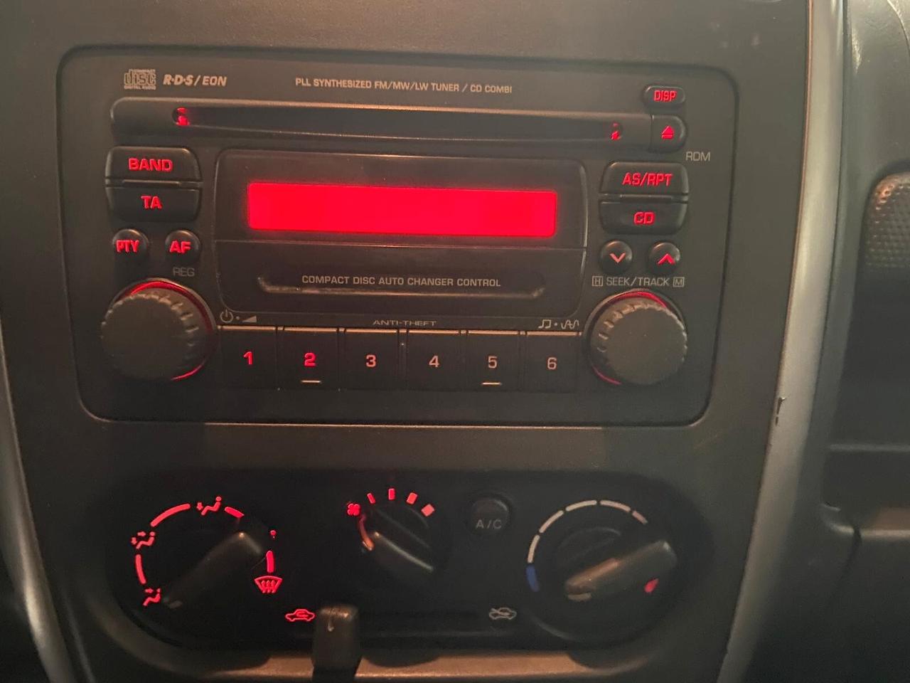 Suzuki Jimny 1.5 DDiS cat 4WD JLX