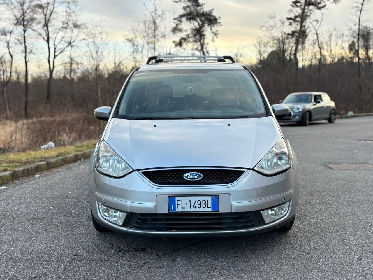 Ford Galaxy 2.0 TDCi 140 CV •7POSTI