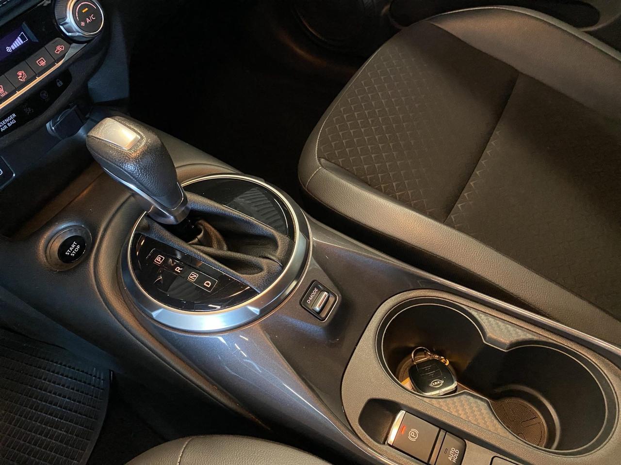 Nissan Juke 1.6 hev N-Connecta