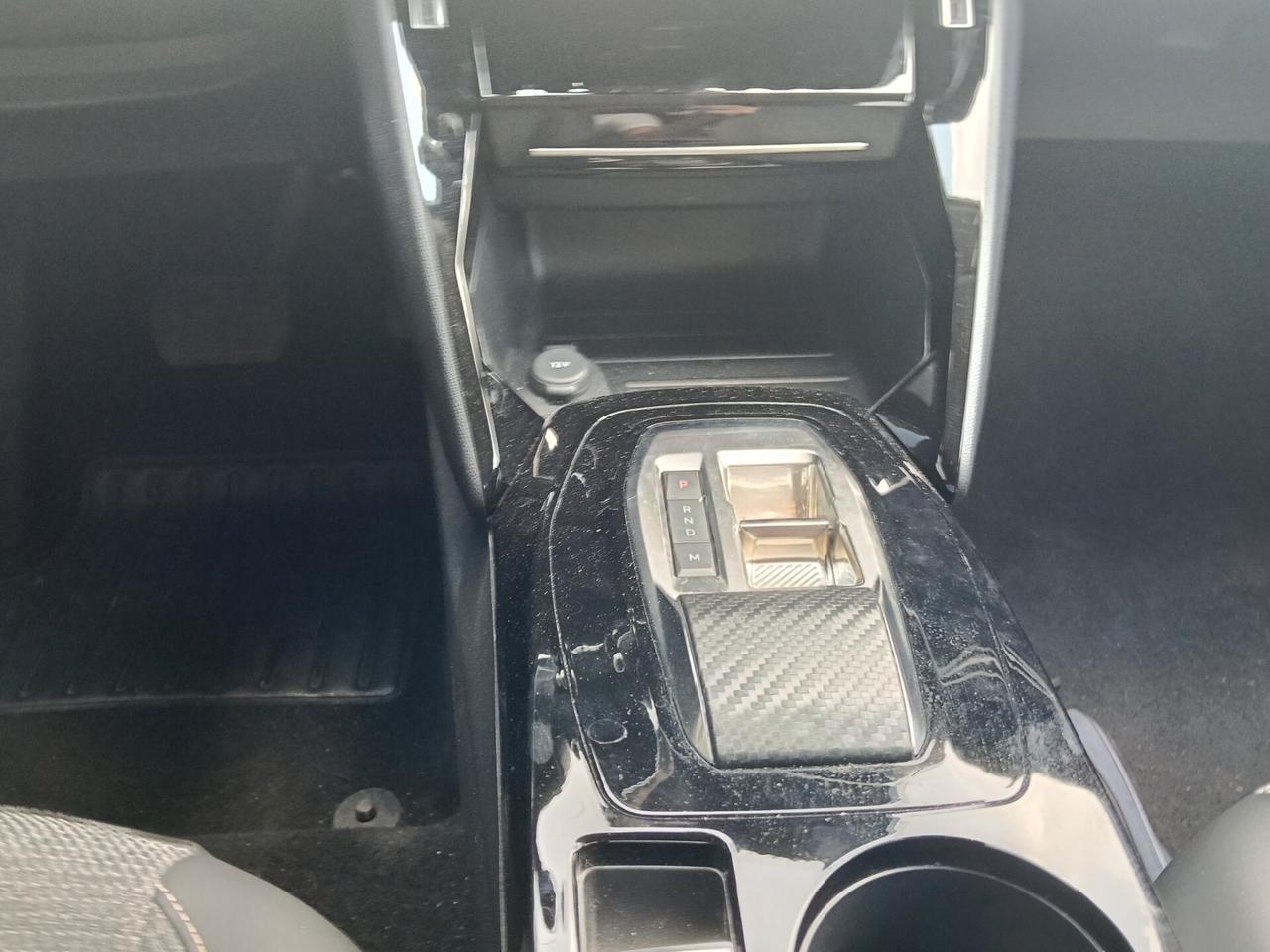 Peugeot 208 Hybrid 100 e-DCS6 Allure 2025