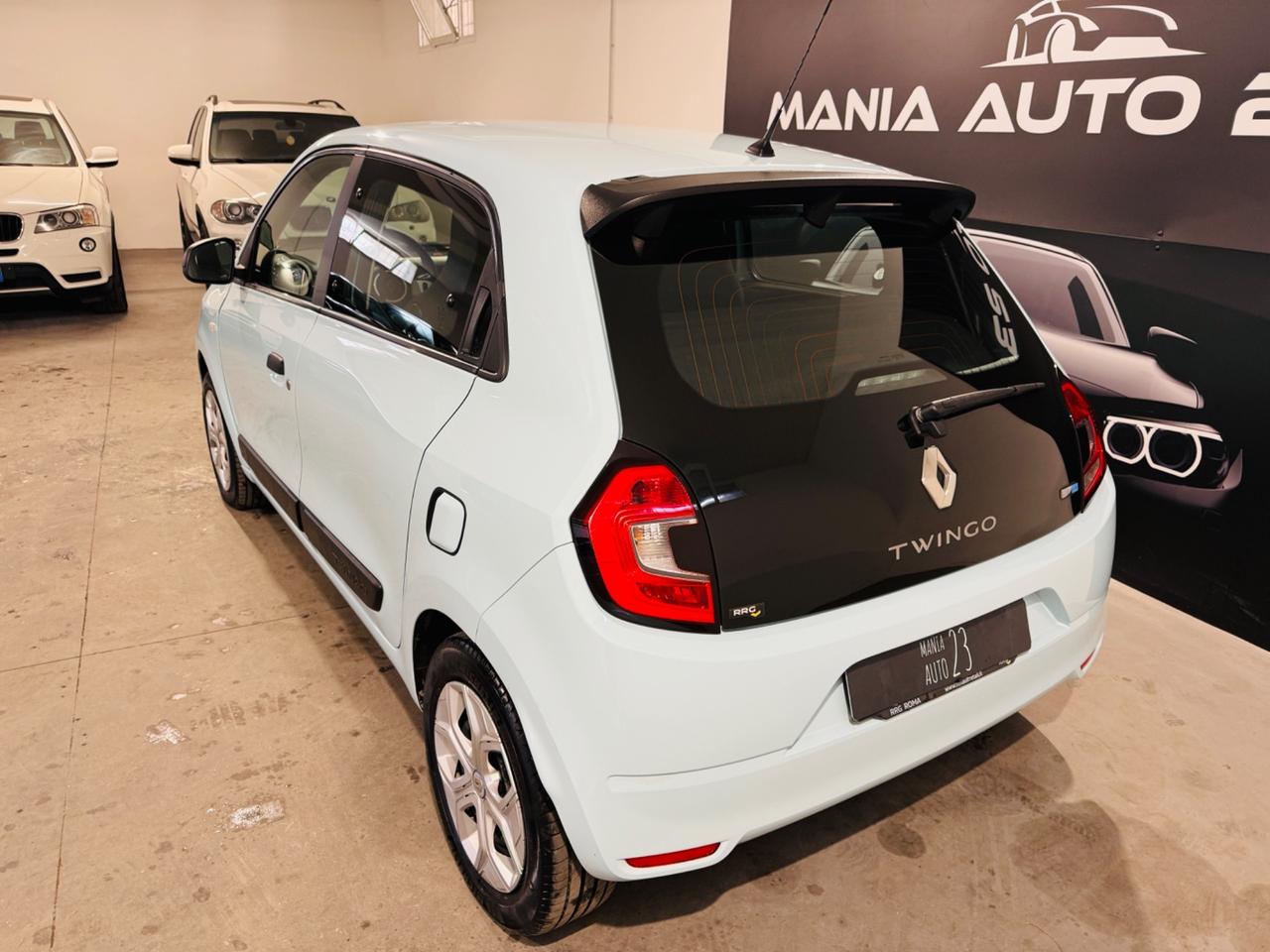 Renault Twingo 22KW TOTAL ELETRIC*200 KM AUTONOMIA*NEOPATENTATI*