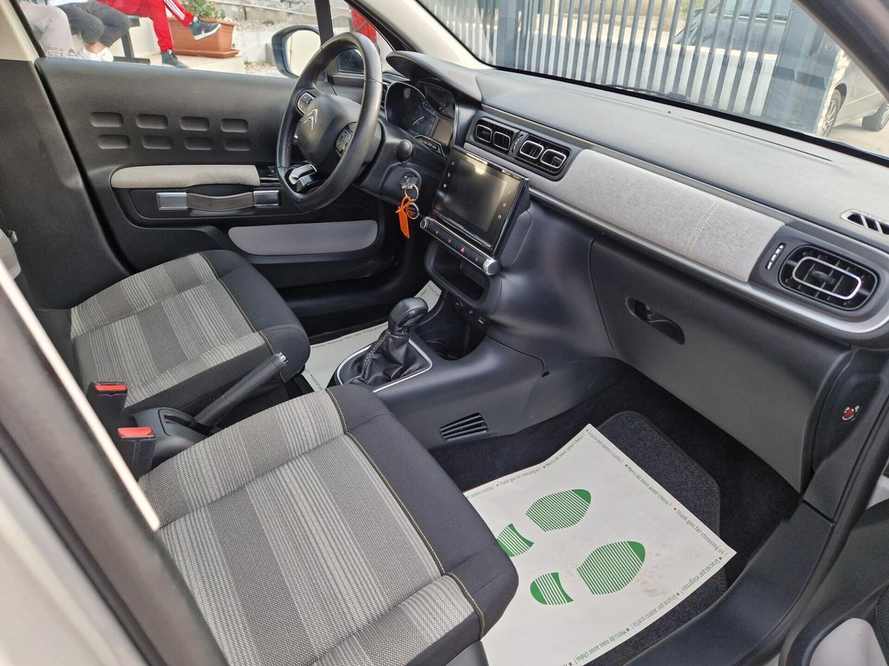 Citroen C3 PureTech 1.2 Live Edition