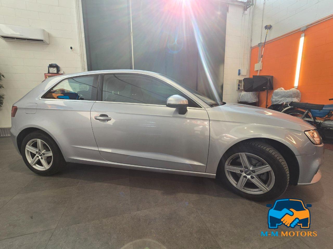 Audi A3 3 Porte A3 1.6 tdi Sport 110cv s-tronic