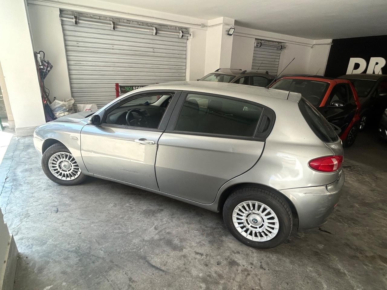 Alfa Romeo 147 1.9 JTD (115) 5 porte Exclusive
