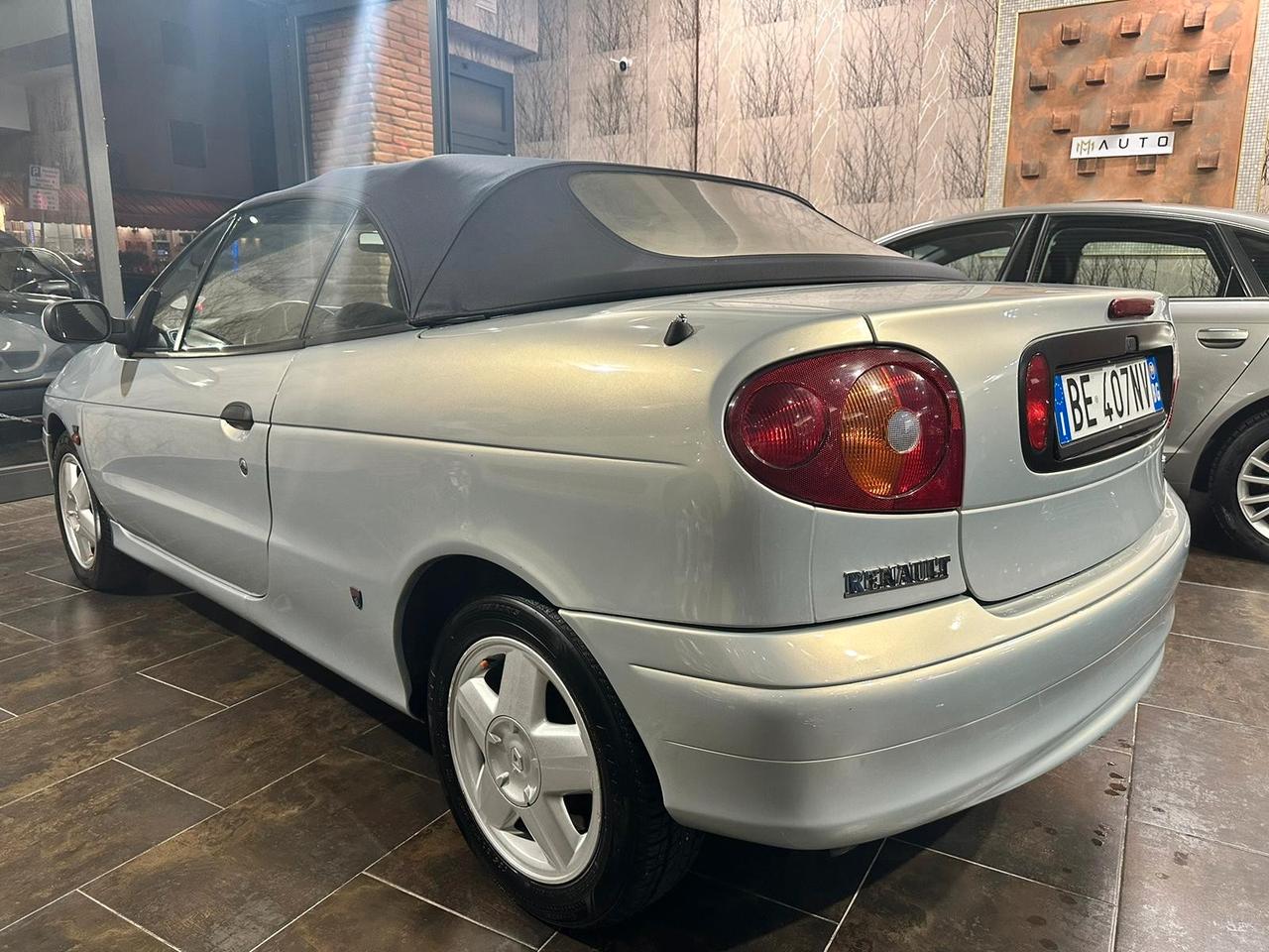 Renault Megane Mégane Cabriolet 1.6 **105000**