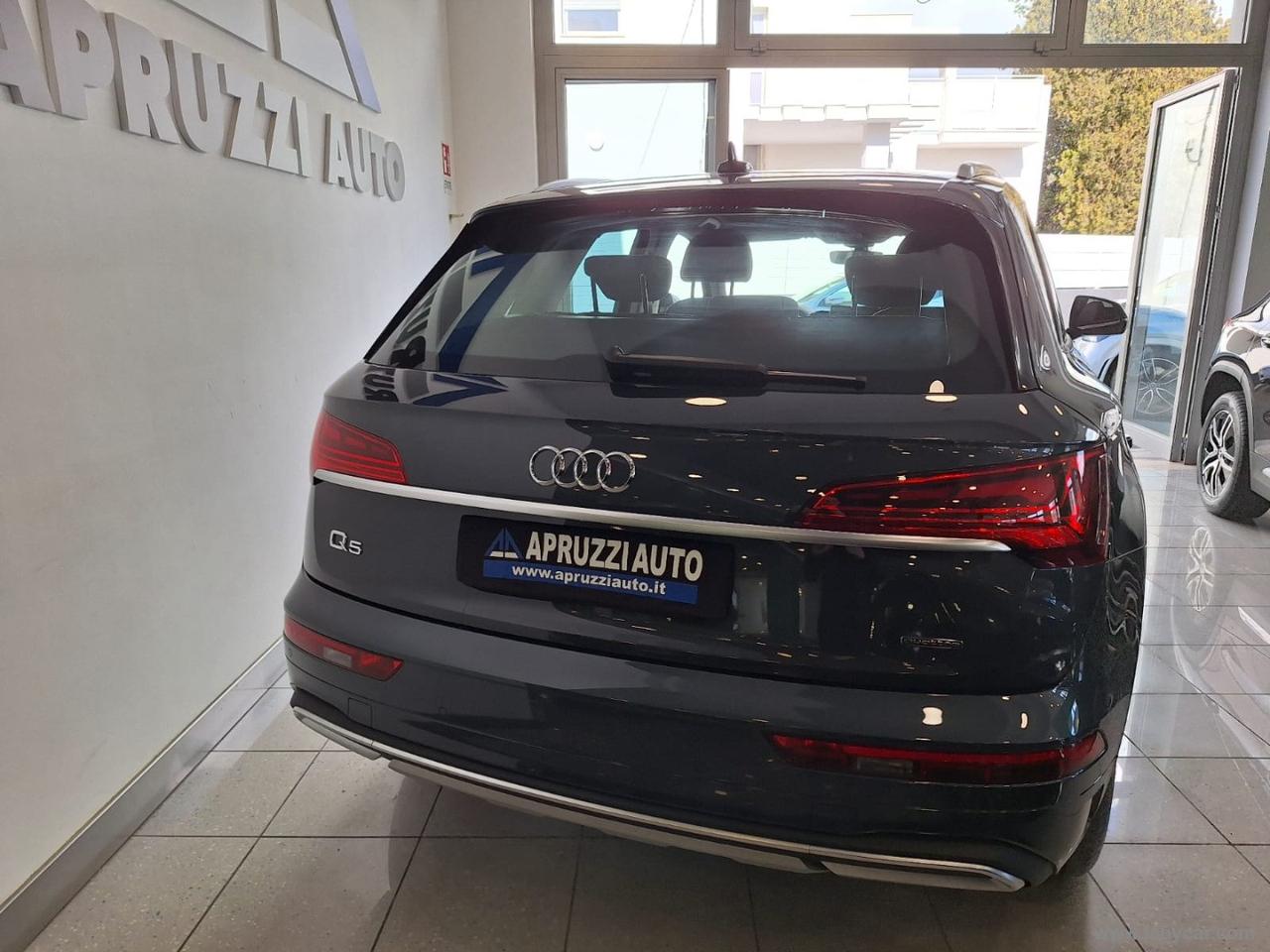 AUDI Q5 40 TDI 204CV qu. S tr. Business Adv.