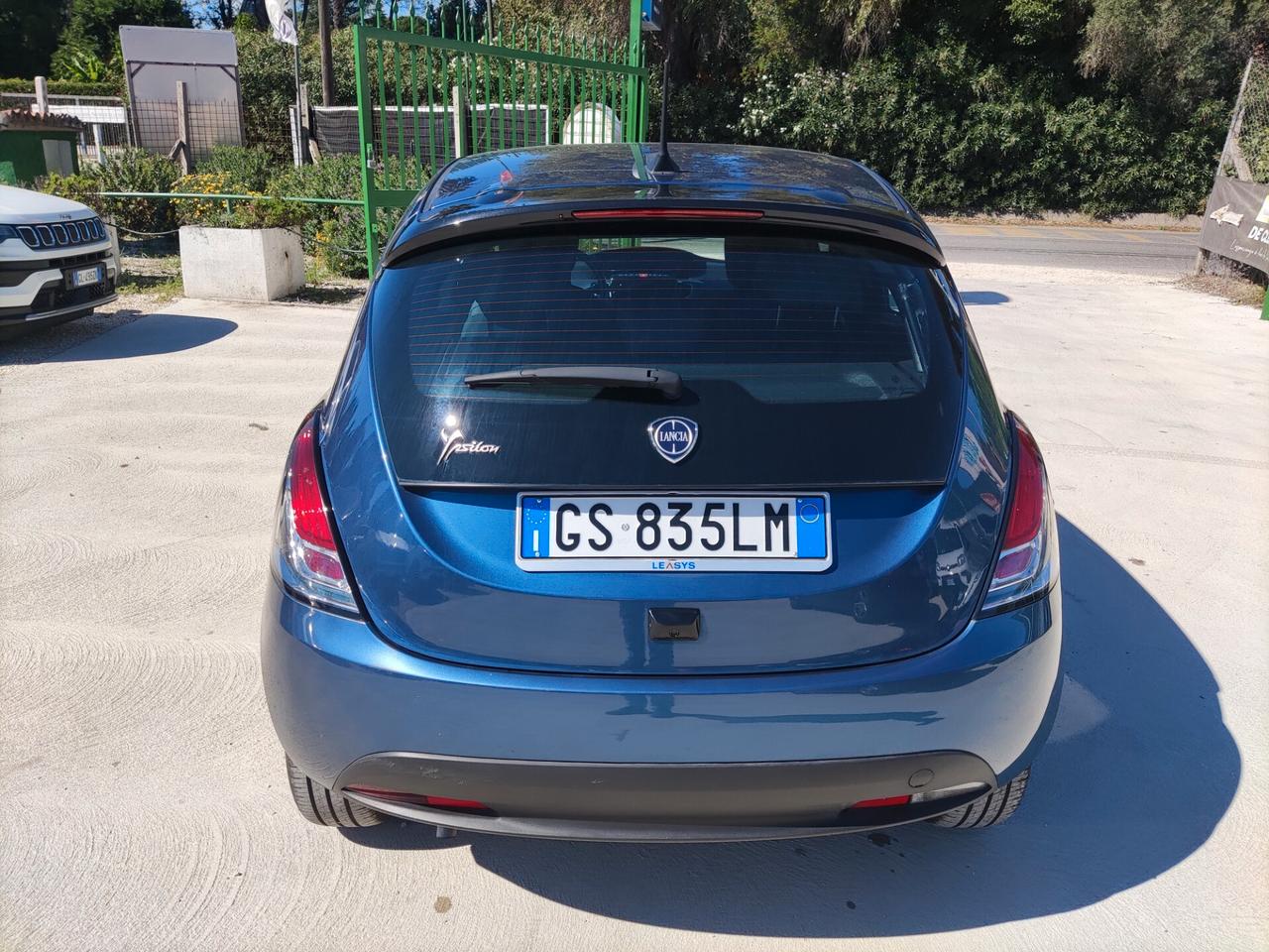 Lancia Ypsilon 1.0 FireFly 5 porte S&S Hybrid Gold