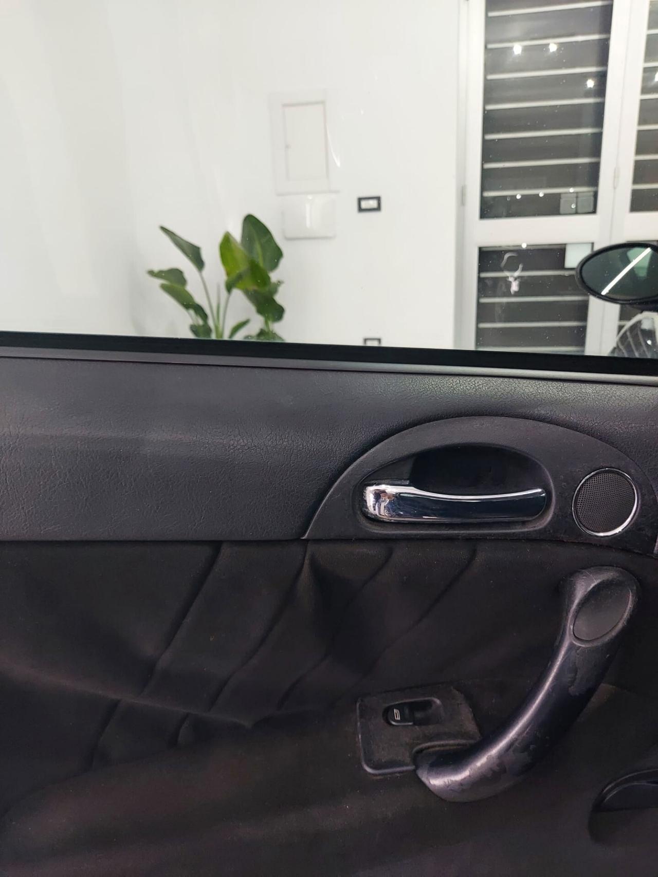 Alfa Romeo 147 1.9 JTD (120) 5 porte Distinctive