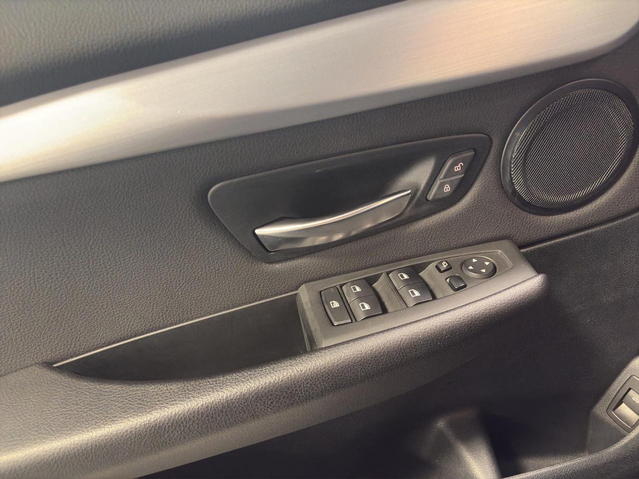 Bmw 218d Active Tourer Advantage my17
