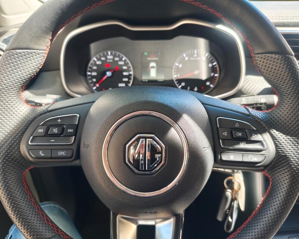 Mg ZS 1.5 SOLI 7000 KM GARANZIA 06/2031...