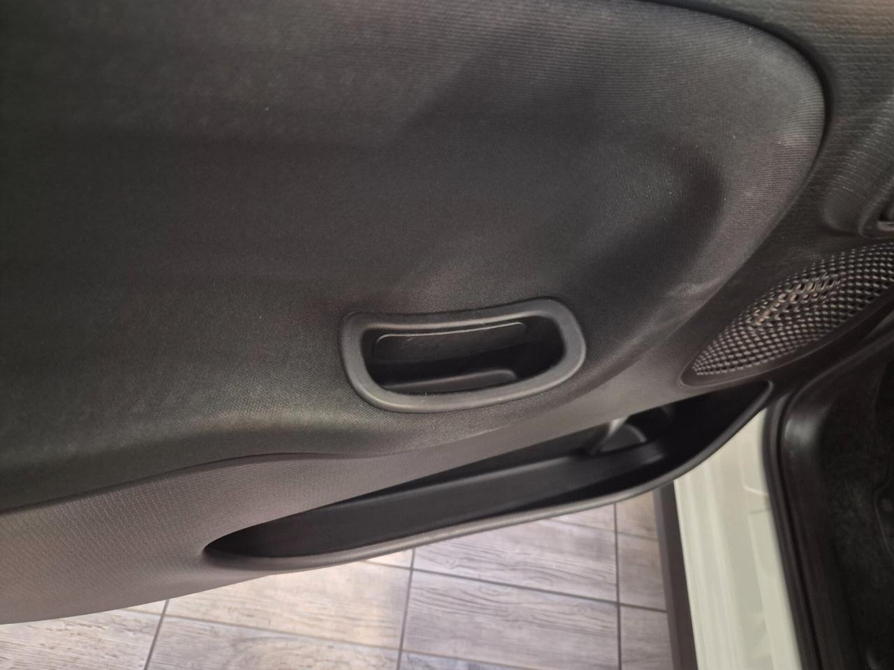 Fiat Panda ibrida benzina