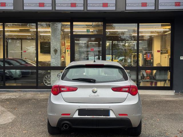 ALFA ROMEO Giulietta 1.6 JTDm-2 105 CV Distinctive