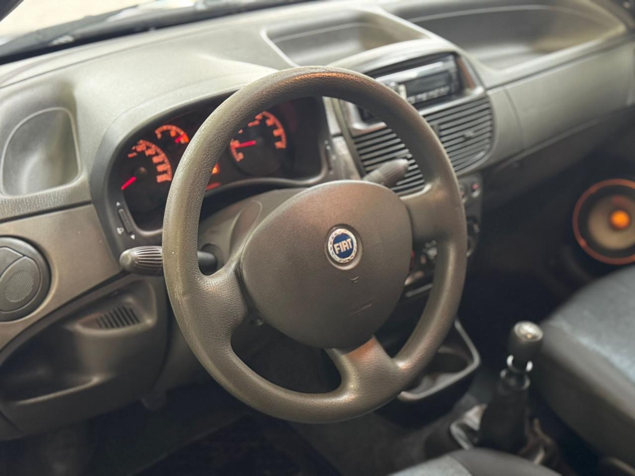 Fiat Punto 1.2 5 porte BENZINA OK NEOPATENTATI