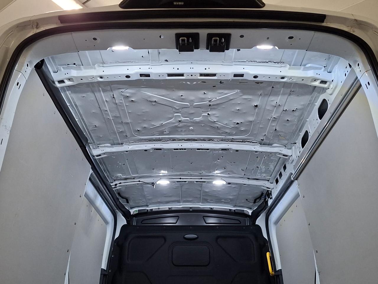 Ford Transit 350 2.0 TDCi EcoBlue Trend L2H2 Automatico