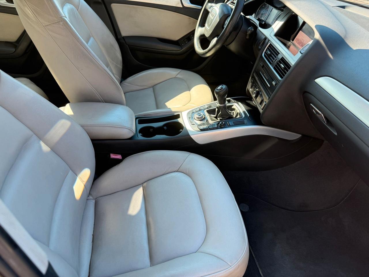 Audi A4 2.0 TDI S-Line Full Optional