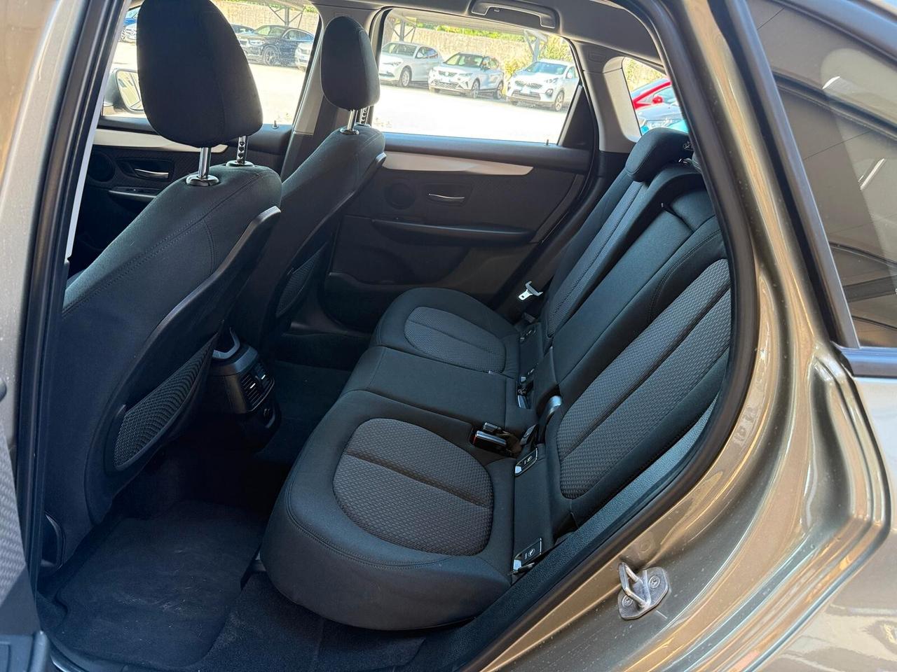 BMW Serie 2 Active Tourer Advantage