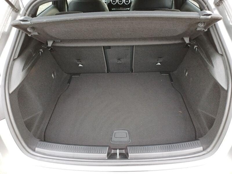 Mercedes-Benz Classe A A 180 d Automatic Sport Night Edition Plus