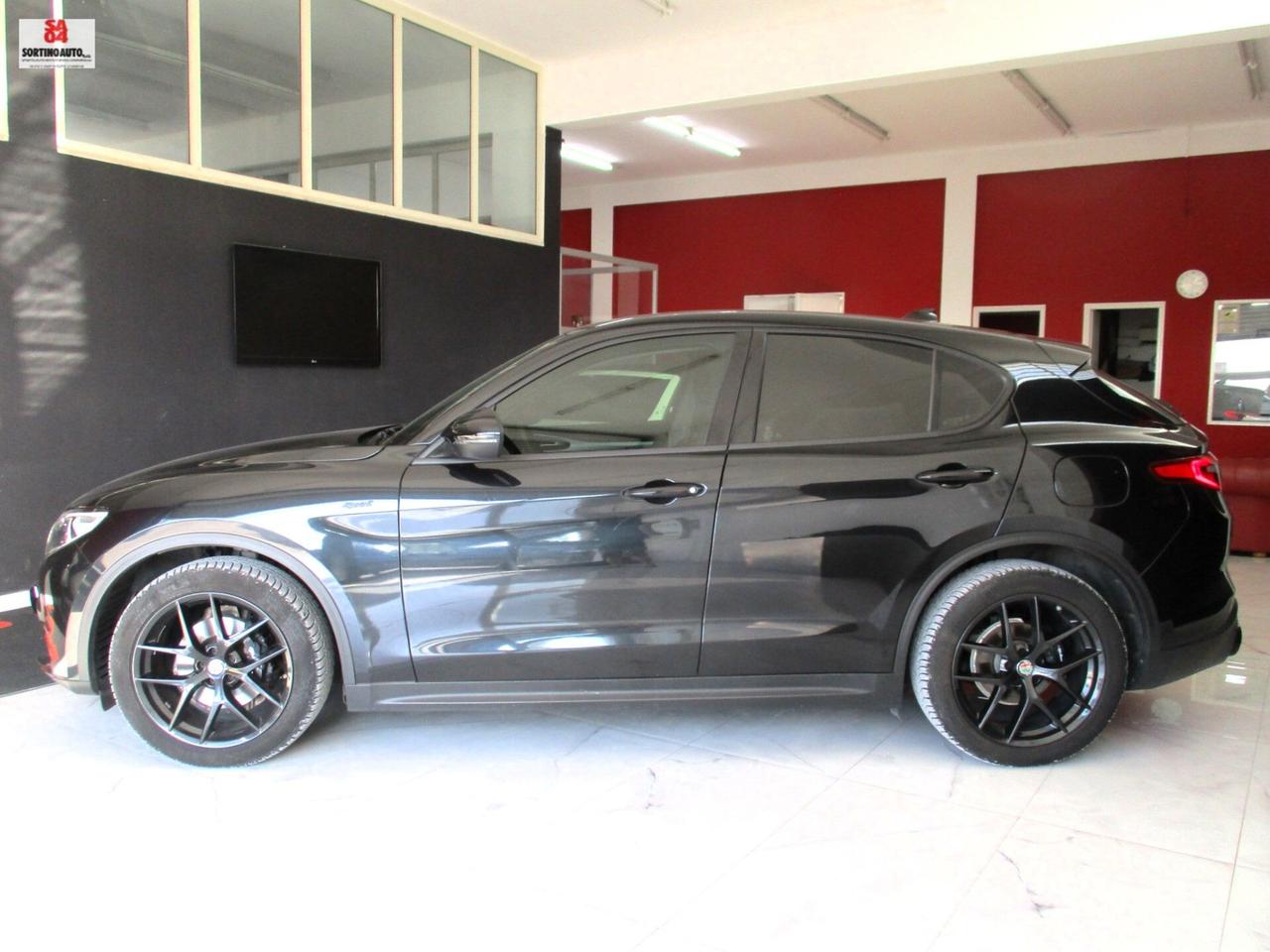 Alfa Romeo Stelvio 2.2 Turbodiesel 190 CV AT8 Q4 Sprint BLACK EDITION 11/2021 KM85000 FULL