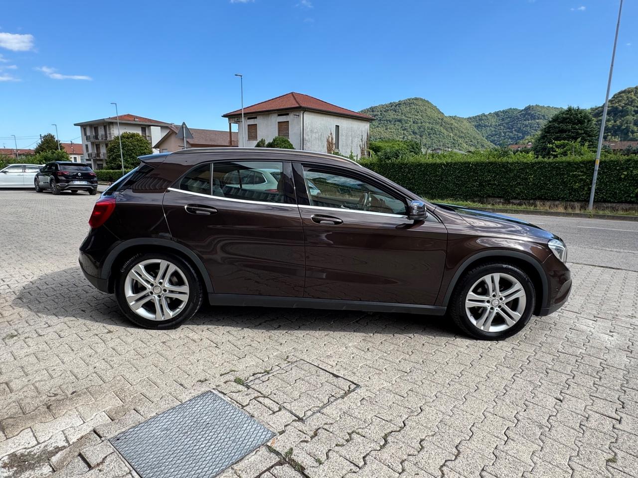 Mercedes-benz GLA 200 d Automatic 4Matic Premium