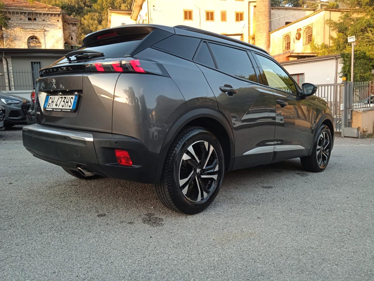 Peugeot 2008 BlueHDi 130 S&S EAT8 Allure