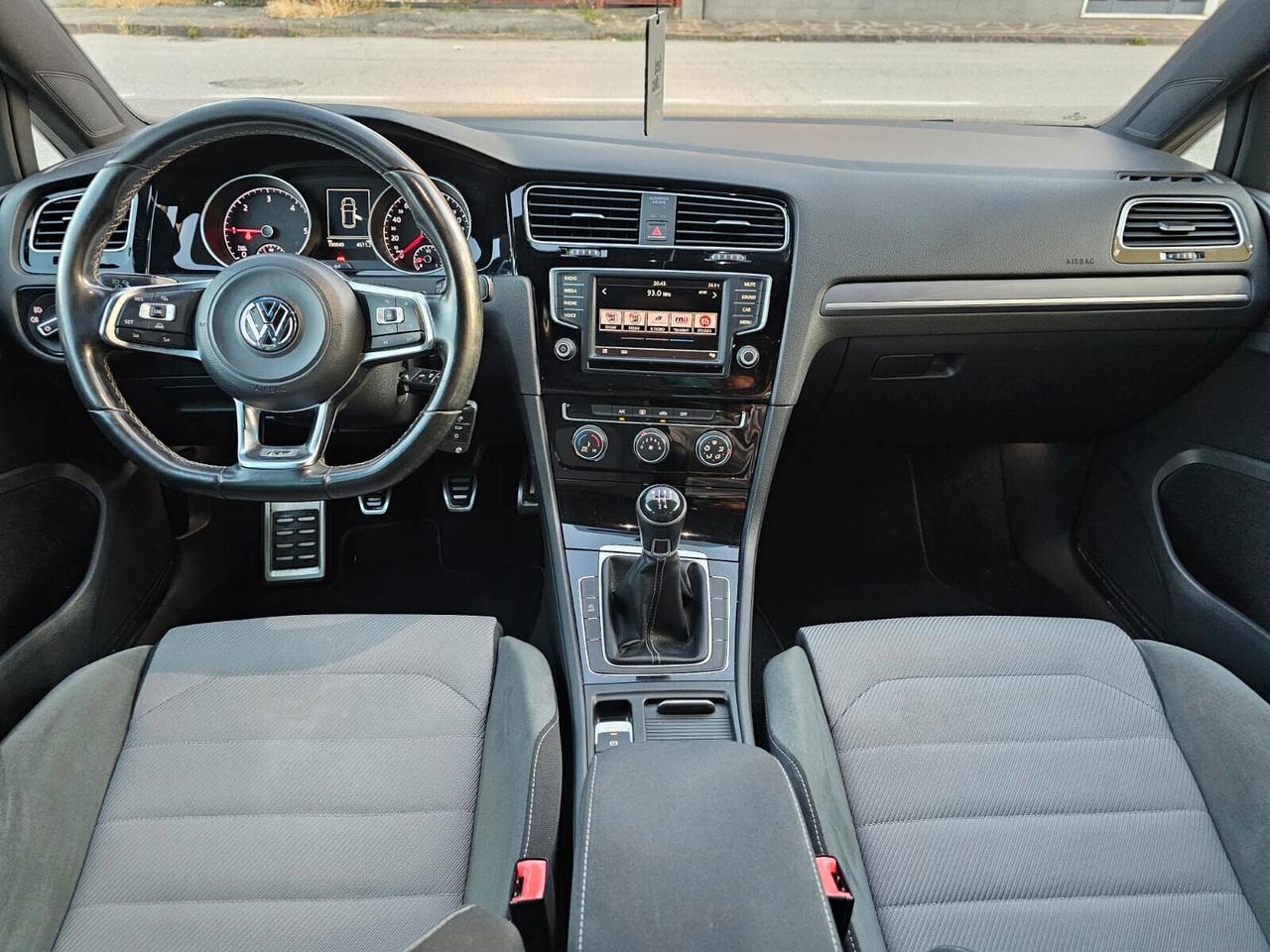 Volkswagen Golf 7 1.6 TDI 110cv R-Line Bluemotion*Unipro*Euro6*