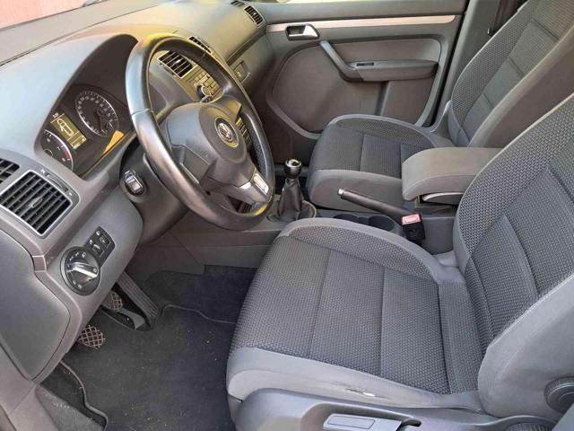 VOLKSWAGEN Touran 1.4 TSI Highline EcoFuel