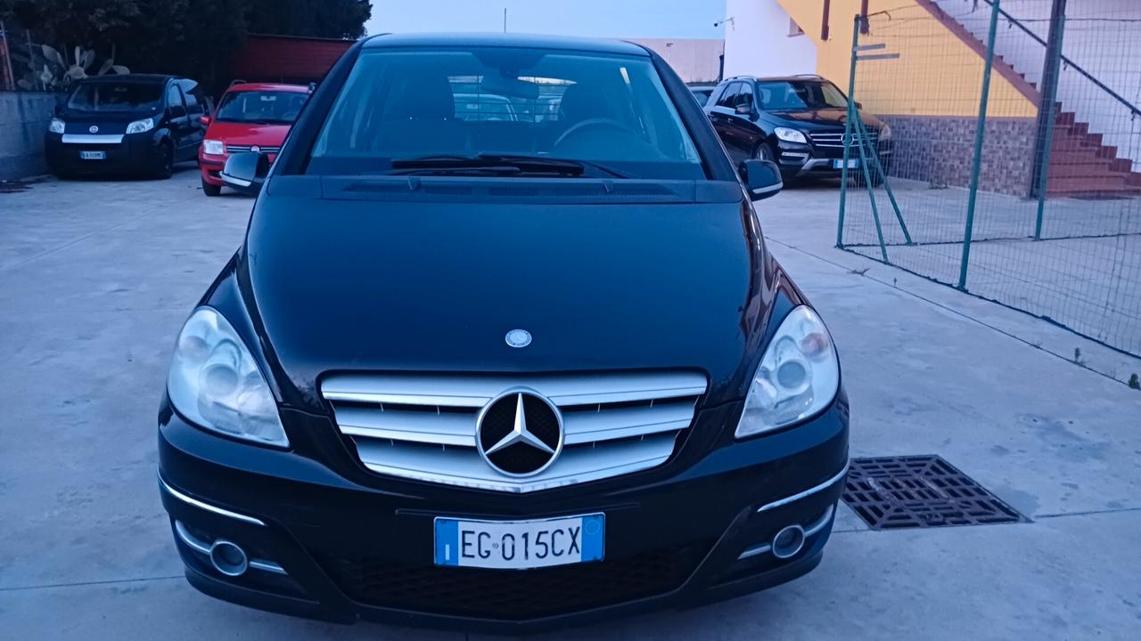 Mercedes-benz B 200 CDI Premium