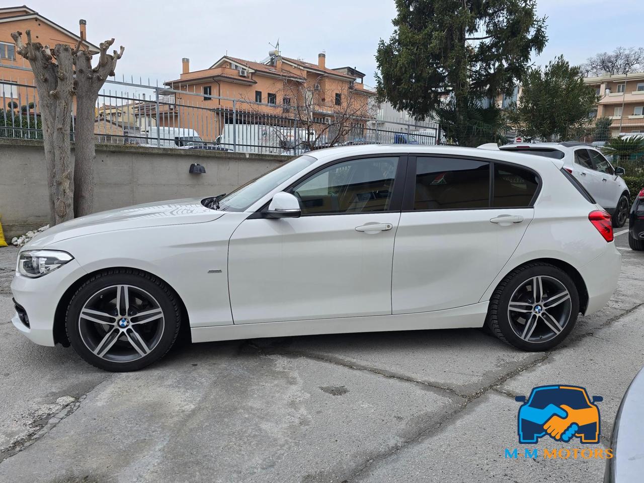 BMW Serie 1 5 Porte 118d Sport 5p auto