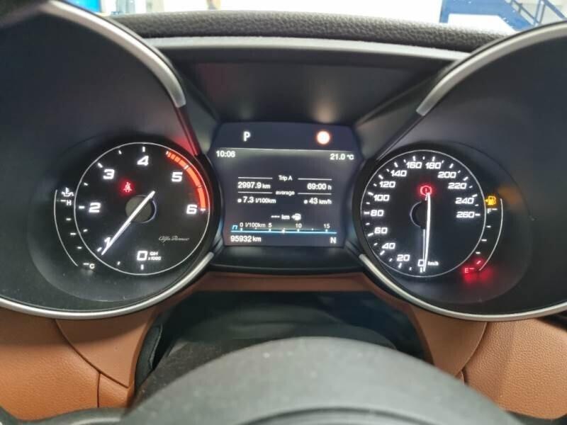 ALFA ROMEO GIULIA 2.2 210CV AT8 Q4 VELOCE 2020